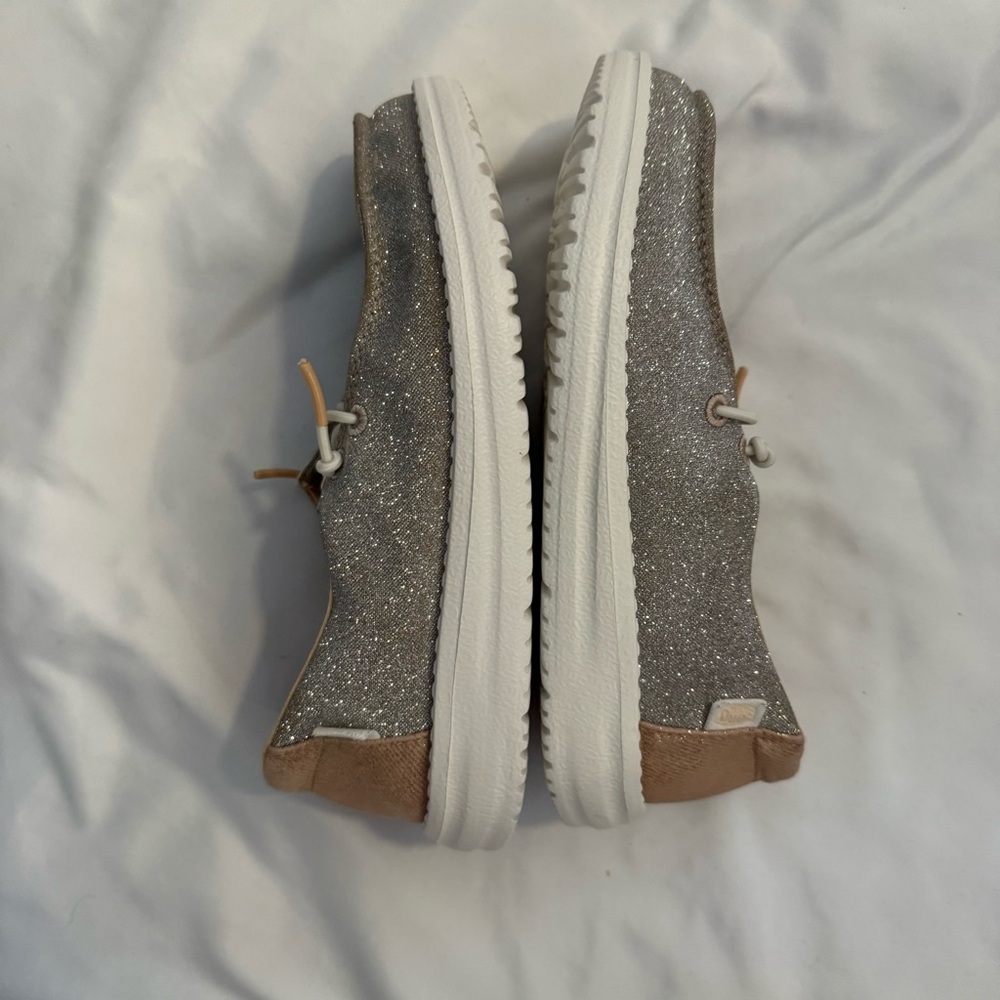NWOT Hey Dude Wendy Metallic Sparkle Casual Moccasin Shoes - Picture 7 of 12